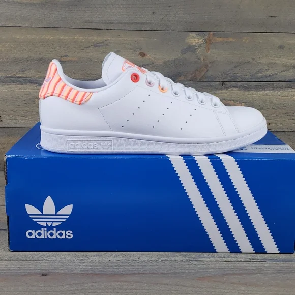 adidas gazelle silver green womens adidas Originals Stan Smith W Icey Pink F17/ftwr White/icey – Heppo.com main image 0